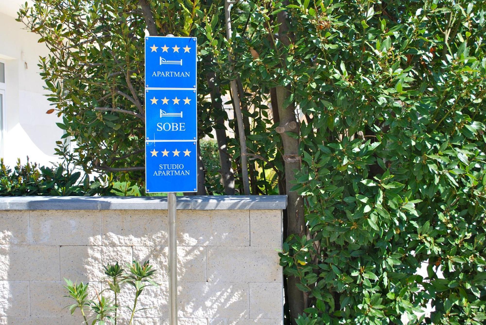 Villa Diana Zadar Luaran gambar